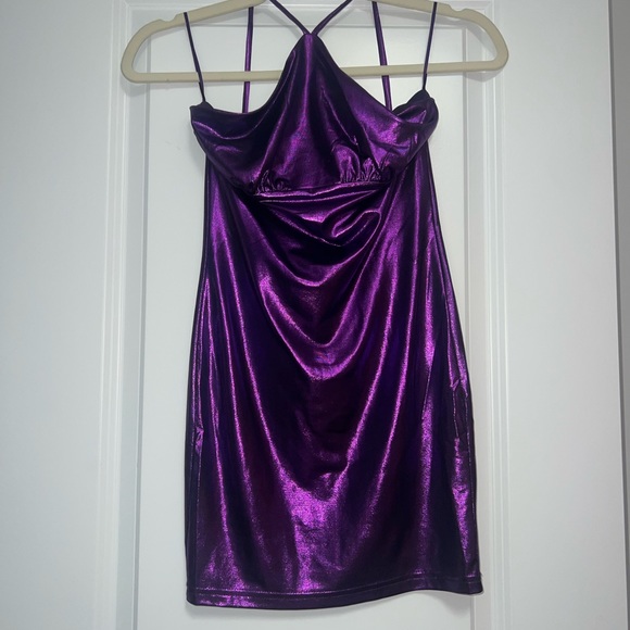 Superdown Amanda halter mini dress - Picture 6 of 6